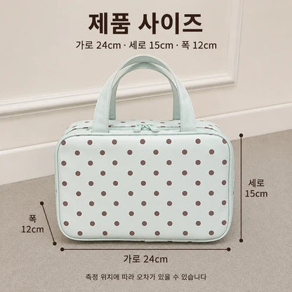 Travel toiletry bag product photo 8